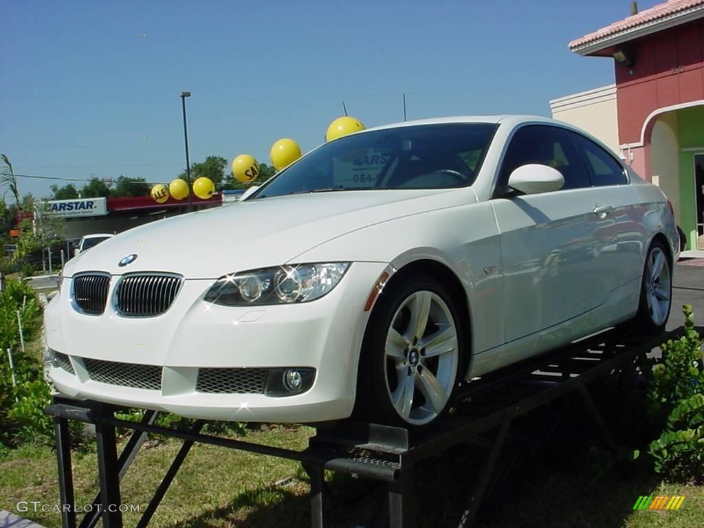 Alpine White BMW 3 Series