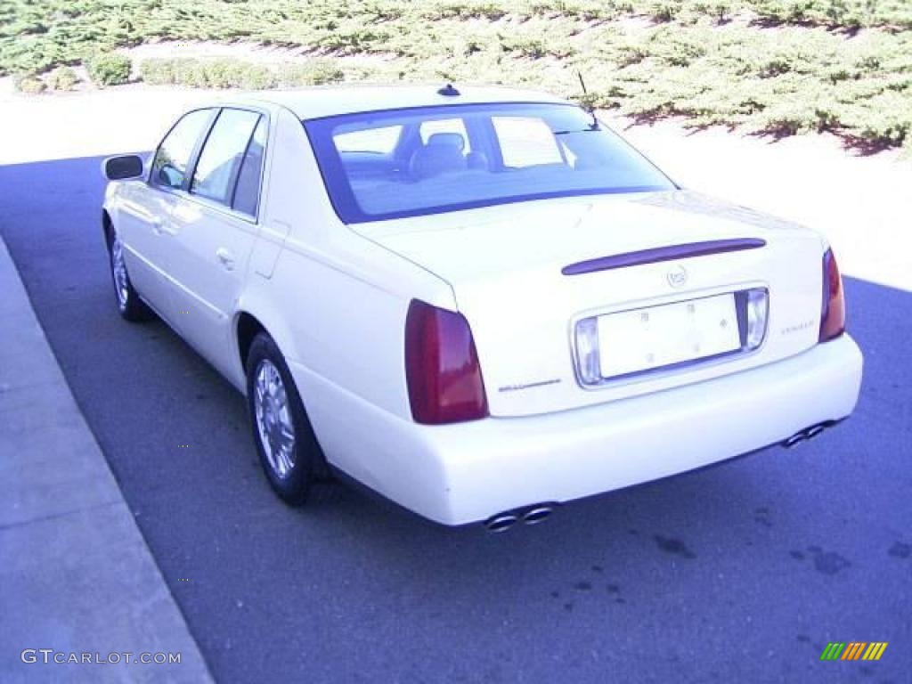 2003 DeVille Sedan - White Diamond / Neutral Shale Beige photo #2
