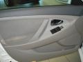 Super White - Camry LE Photo No. 23