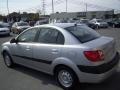 Silver - Rio Sedan Photo No. 5