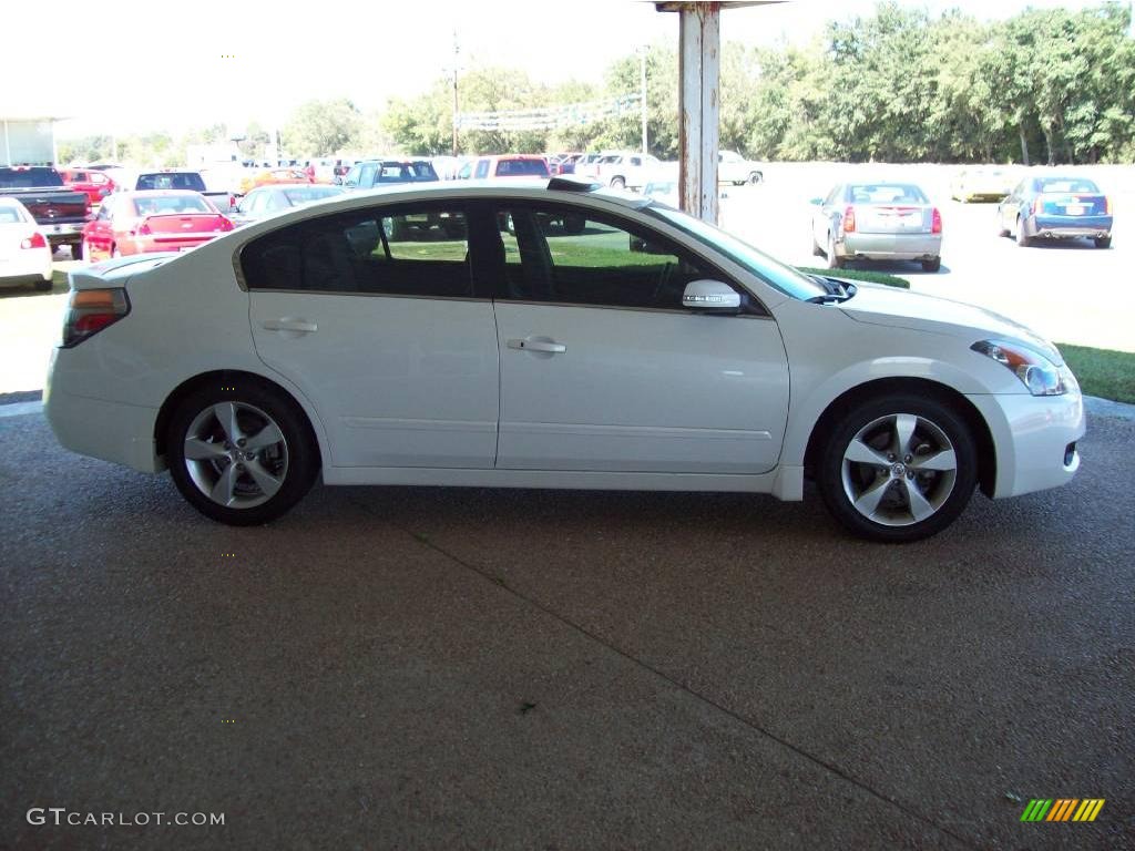 2008 Altima 3.5 SE - Winter Frost Pearl / Blond photo #1