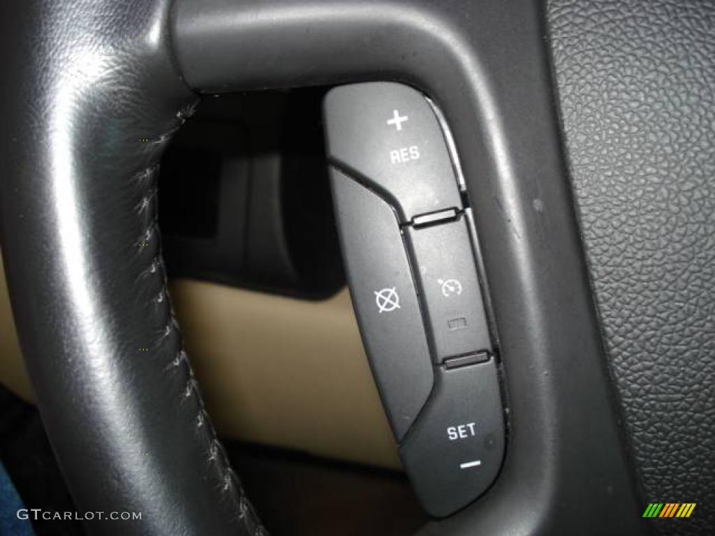 2007 Tahoe LS - Graystone Metallic / Light Cashmere/Ebony photo #24