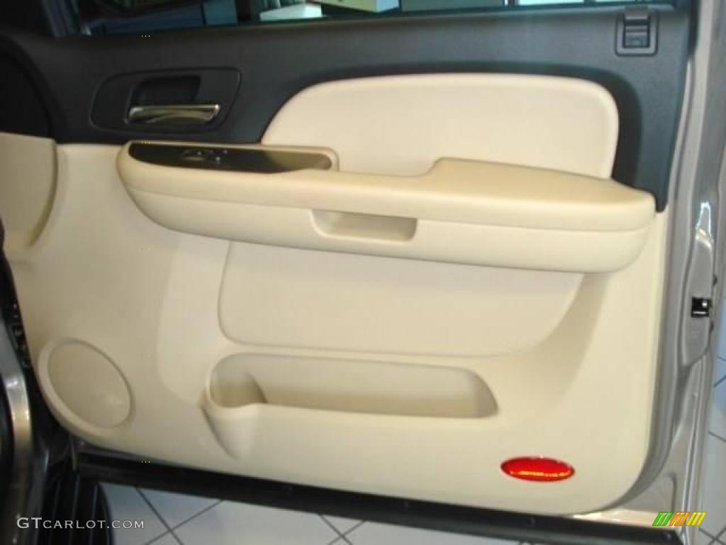 2007 Tahoe LS - Graystone Metallic / Light Cashmere/Ebony photo #30