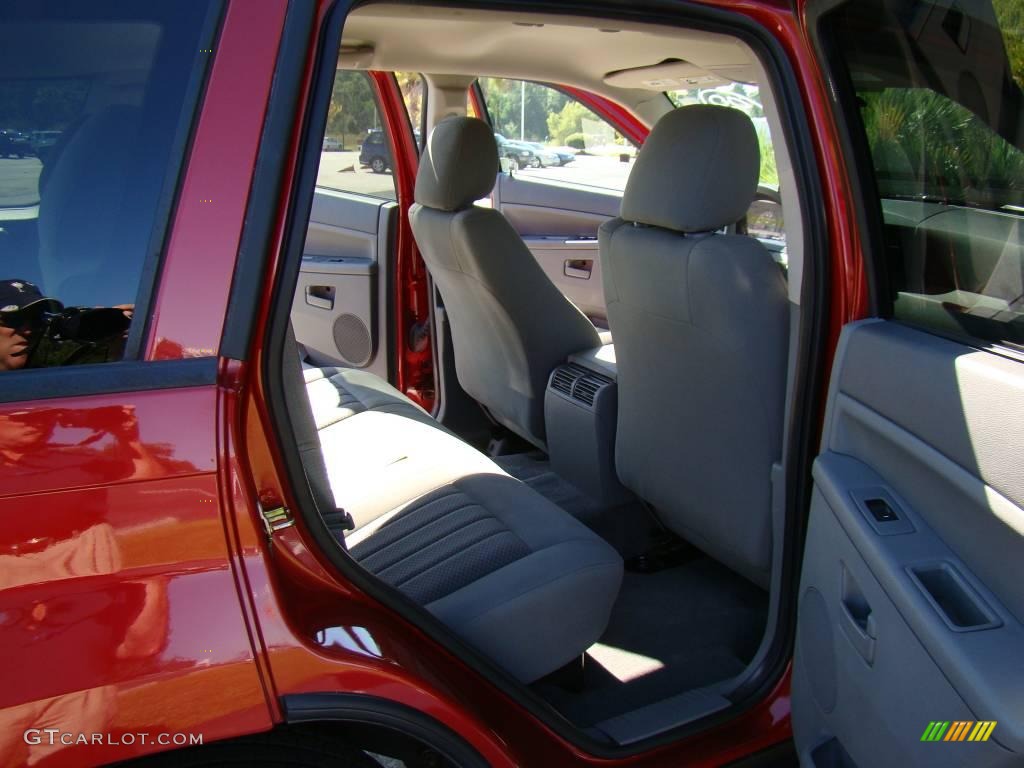 2006 Grand Cherokee Laredo - Inferno Red Crystal Pearl / Medium Slate Gray photo #14