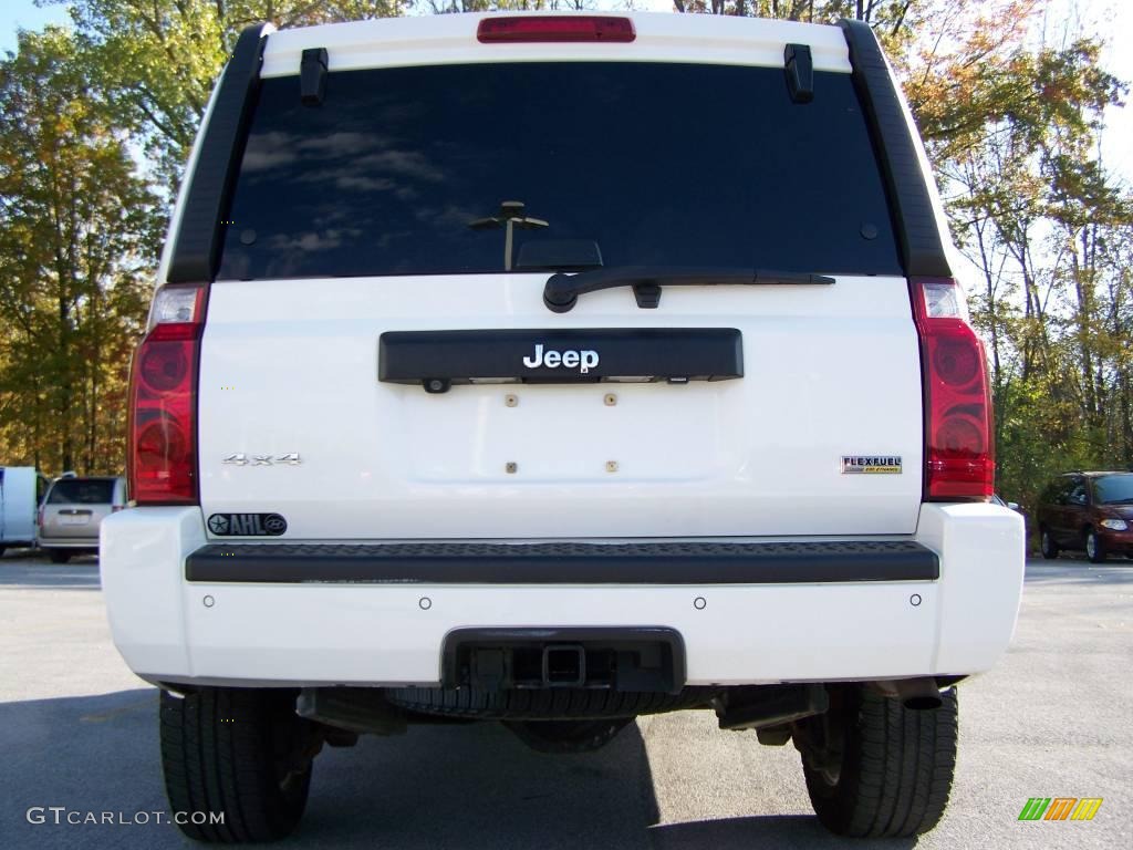 2007 Commander Sport 4x4 - Stone White / Medium Slate Gray photo #12