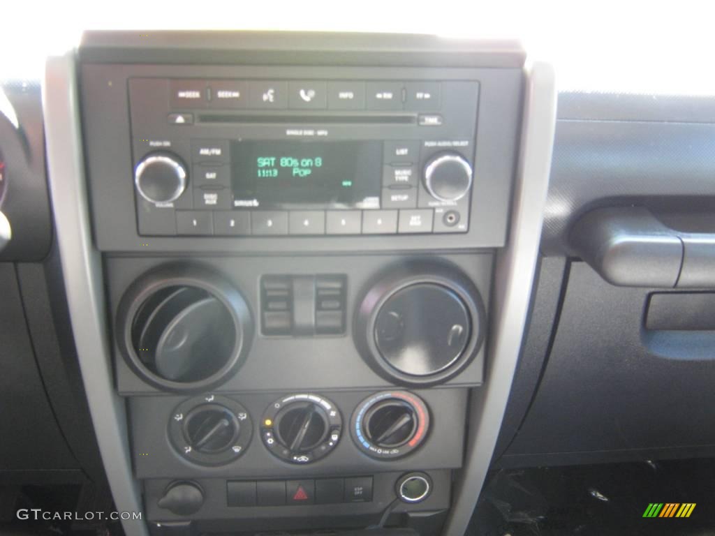 2009 Wrangler X 4x4 - Stone White / Dark Slate Gray/Medium Slate Gray photo #22