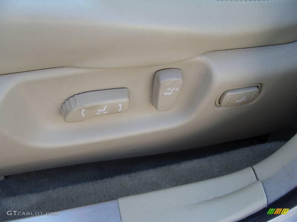 2006 M 35x Sedan - Liquid Platinum Metallic / Wheat photo #13
