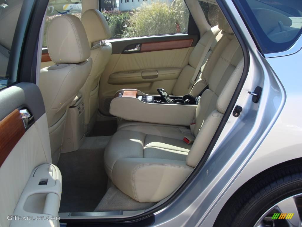 2006 M 35x Sedan - Liquid Platinum Metallic / Wheat photo #17