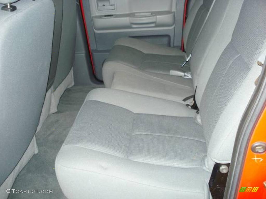 2006 Dakota SLT Quad Cab 4x4 - Flame Red / Medium Slate Gray photo #14