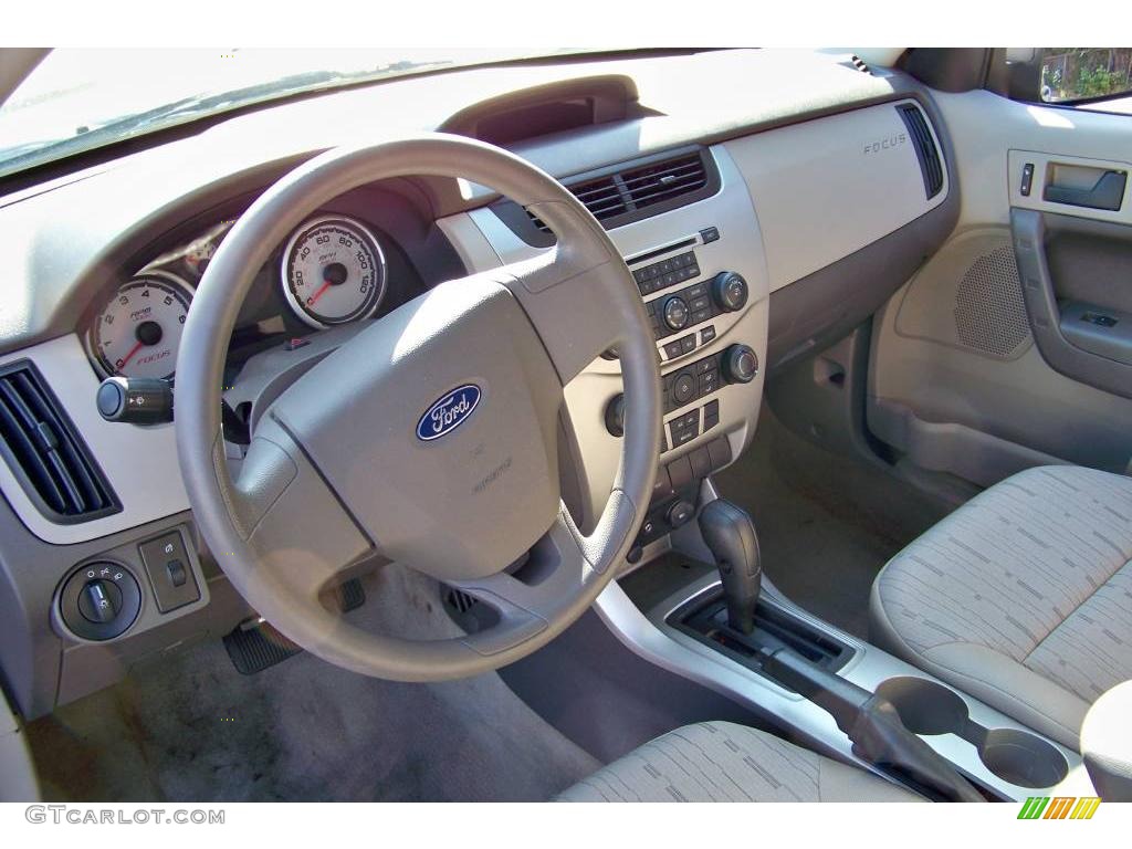 2008 Focus SE Sedan - Vista Blue Metallic / Medium Stone photo #13