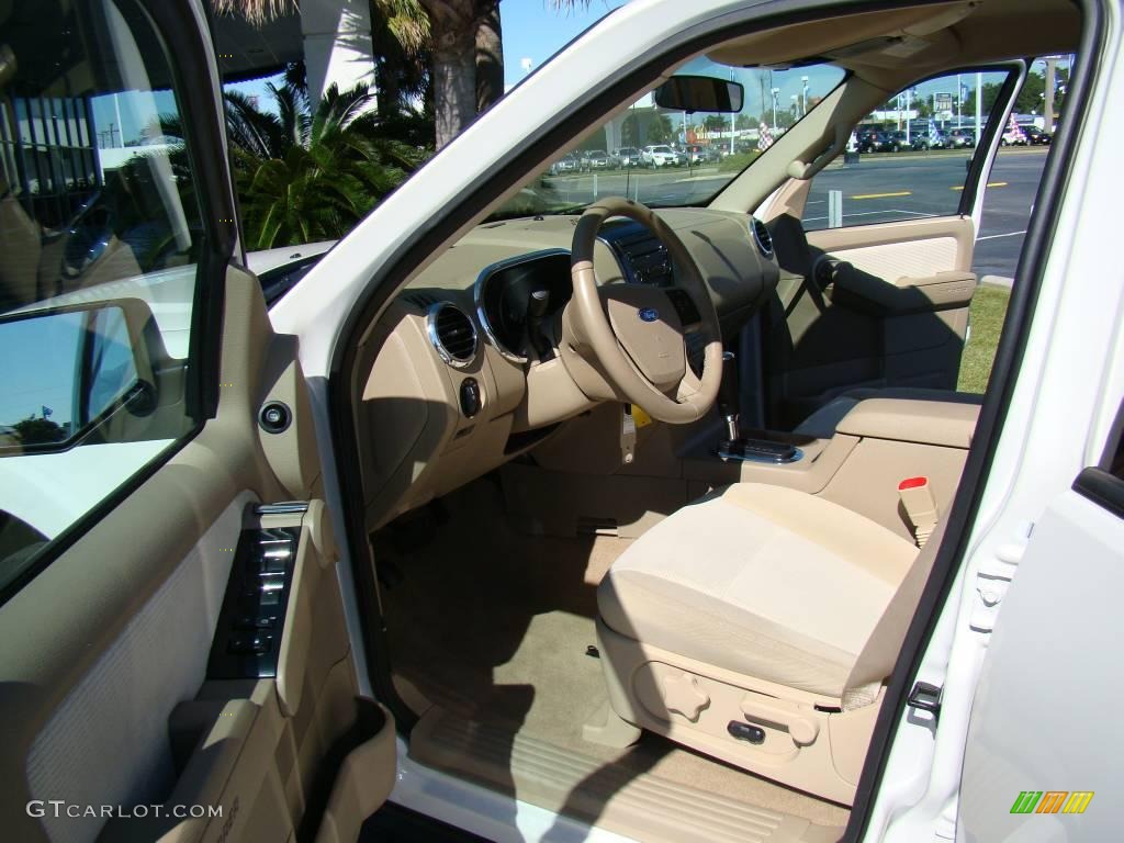 2008 Explorer XLT - White Suede / Camel photo #10