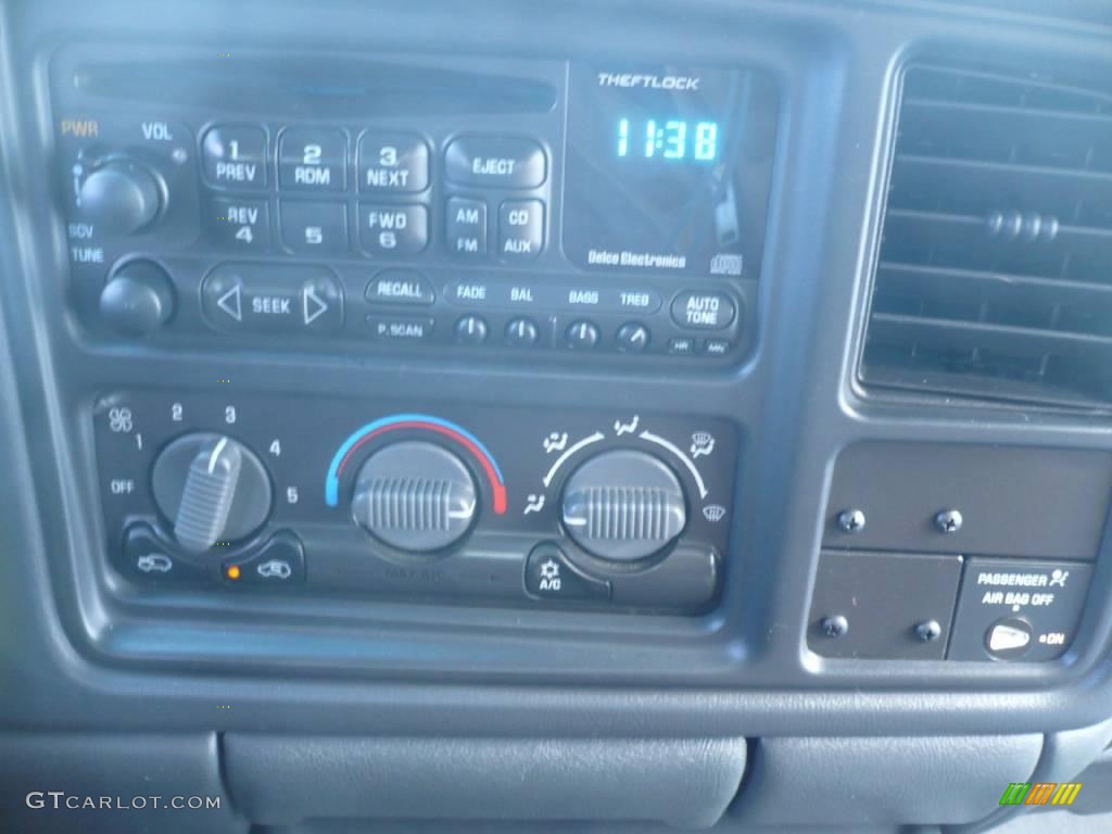 2002 Silverado 2500 LS Extended Cab 4x4 - Summit White / Graphite photo #11