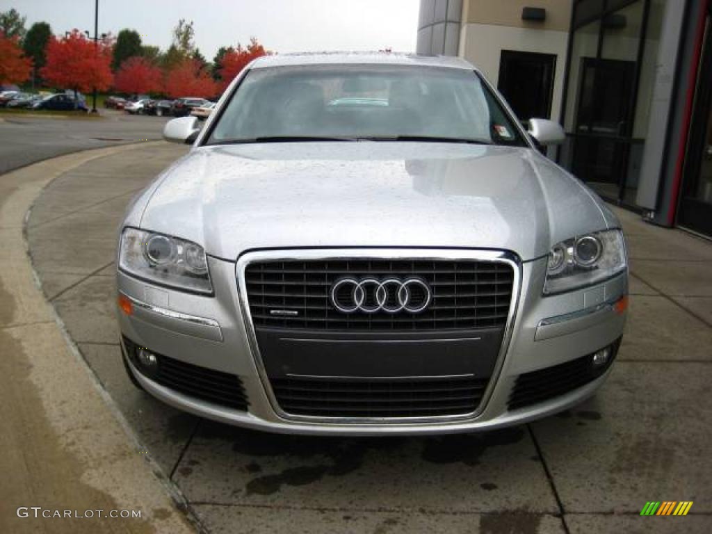 2007 A8 L 4.2 quattro - Light Silver Metallic / Black photo #2