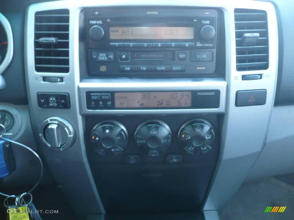 2004 4Runner SR5 4x4 - Black / Stone photo #11
