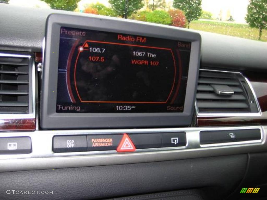 2007 A8 L 4.2 quattro - Light Silver Metallic / Black photo #17