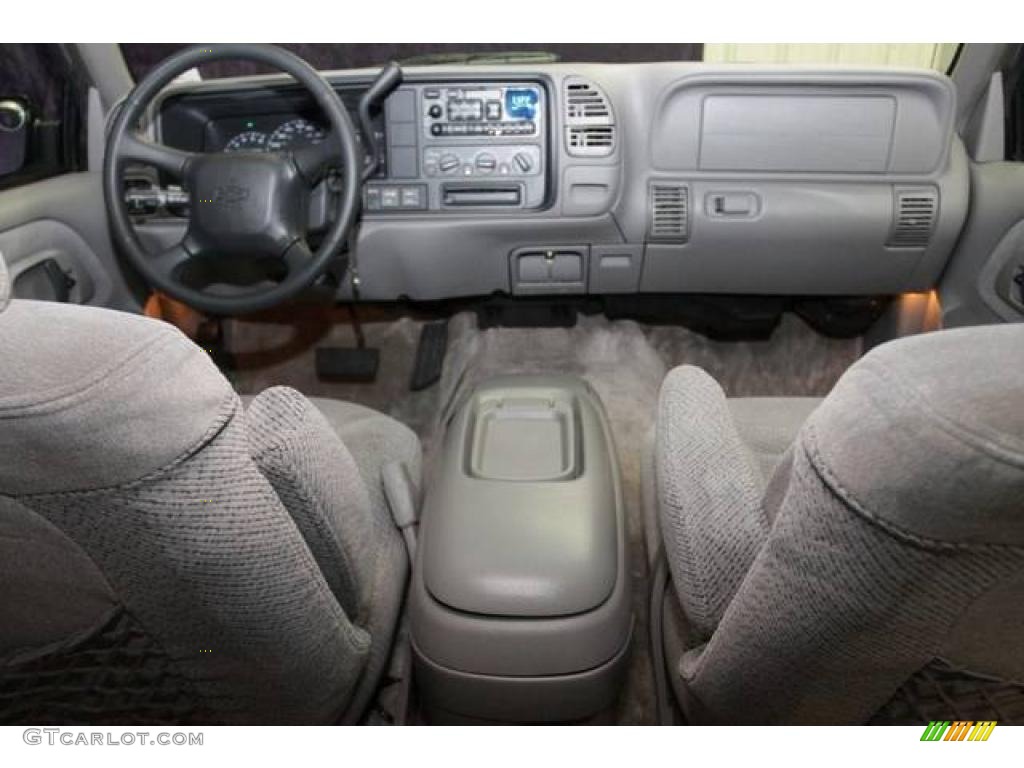 1998 Tahoe LS 4x4 - Light Pewter Metallic / Gray photo #6