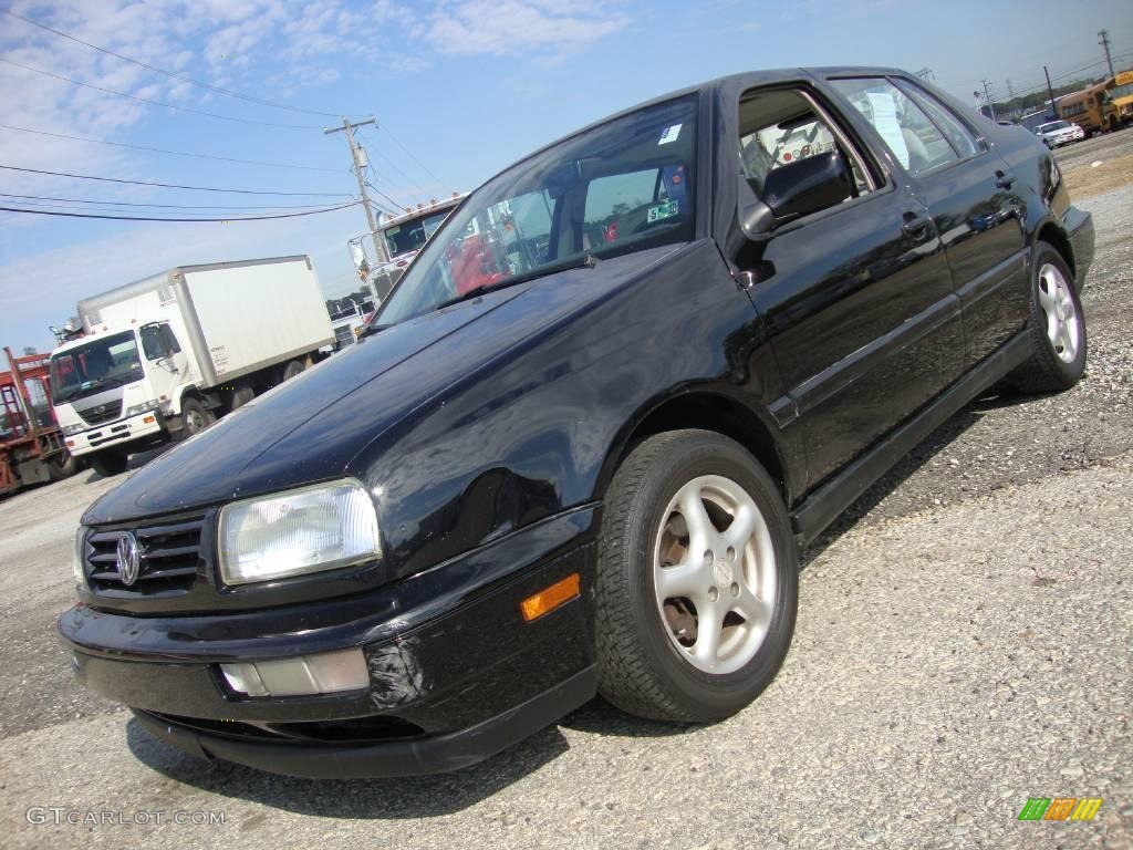 1998 Jetta Wolfsburg Sedan - Black / Grey photo #2