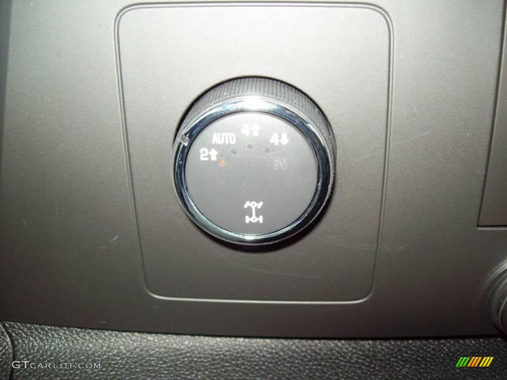 2009 Silverado 1500 LT Z71 Crew Cab 4x4 - Summit White / Ebony photo #25