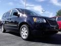 2010 Blackberry Pearl Chrysler Town & Country Touring  photo #4