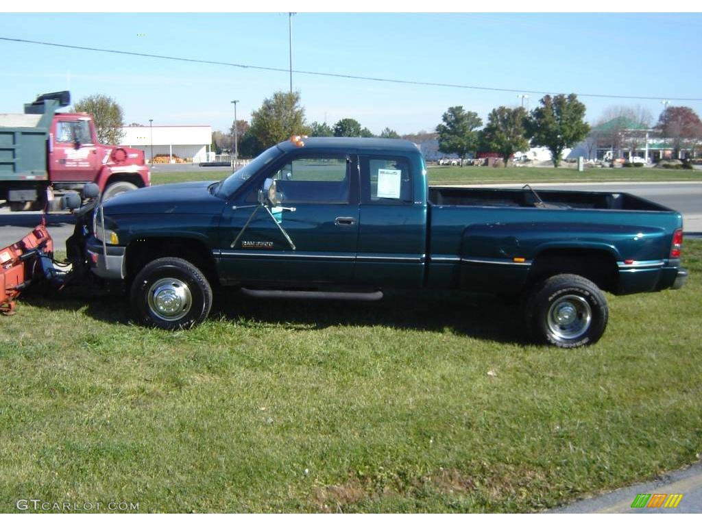 1996 Ram 3500 Laramie Extended Cab Dually 4x4 - Spruce Pearl Metallic / Gray photo #2