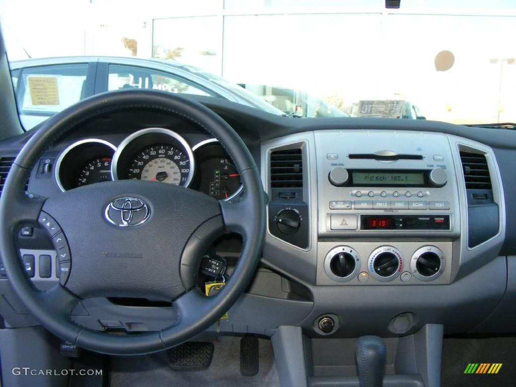 2005 Tacoma V6 TRD Double Cab 4x4 - Silver Streak Mica / Graphite Gray photo #8