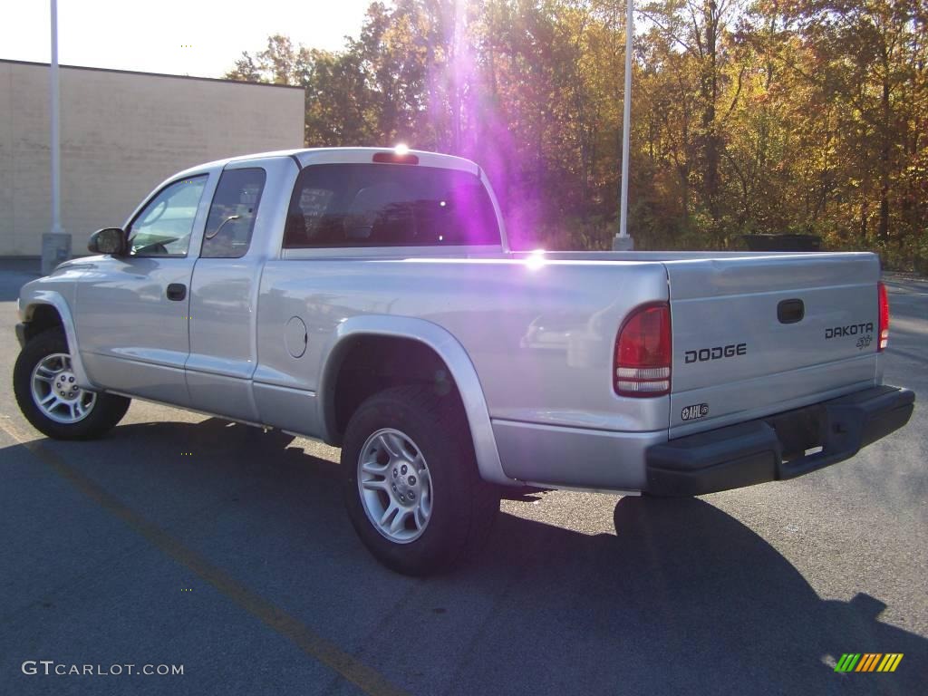 2003 Dakota SXT Club Cab - Bright Silver Metallic / Dark Slate Gray photo #3