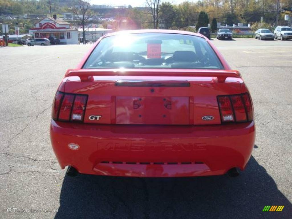 2001 Mustang GT Coupe - Performance Red / Dark Charcoal photo #3