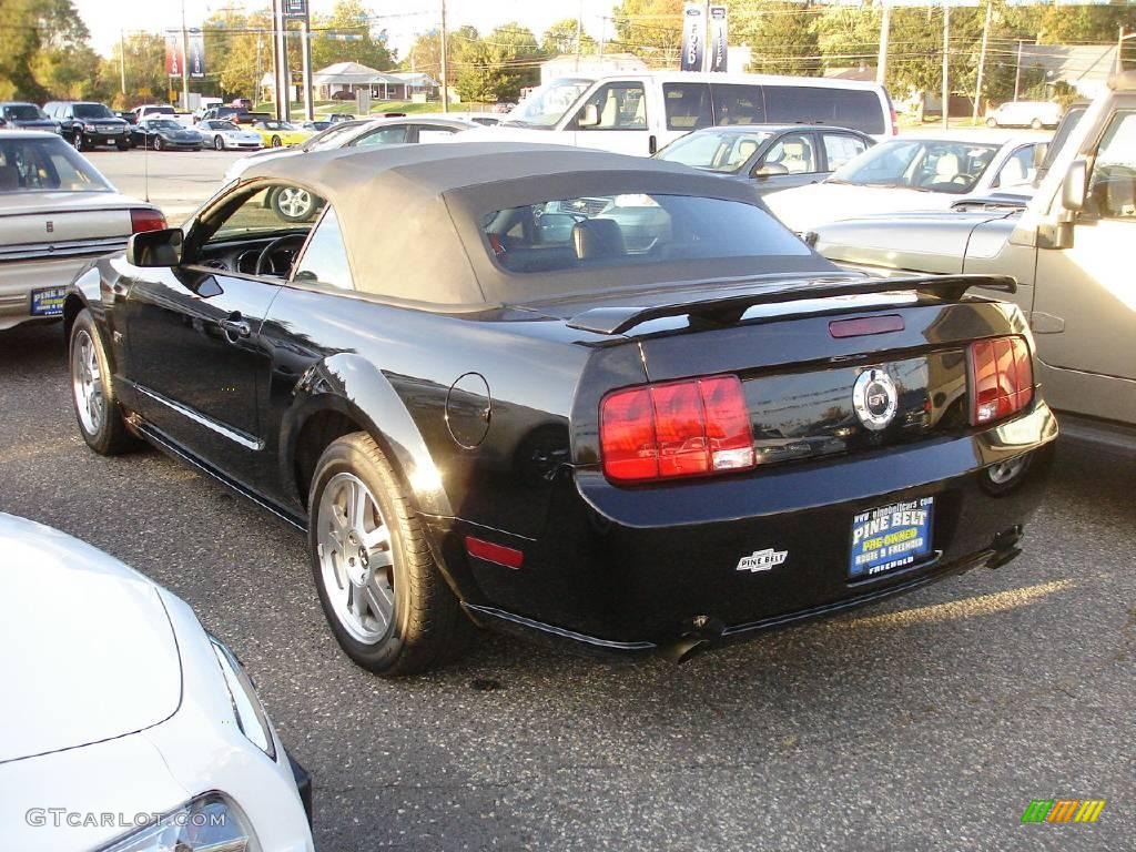 2006 Mustang GT Premium Convertible - Black / Dark Charcoal photo #5