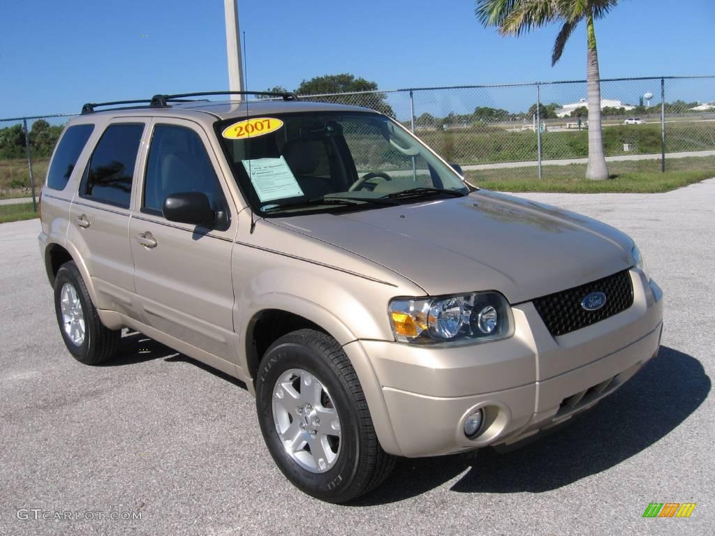 2007 Escape Limited - Dune Pearl Metallic / Medium/Dark Pebble photo #1