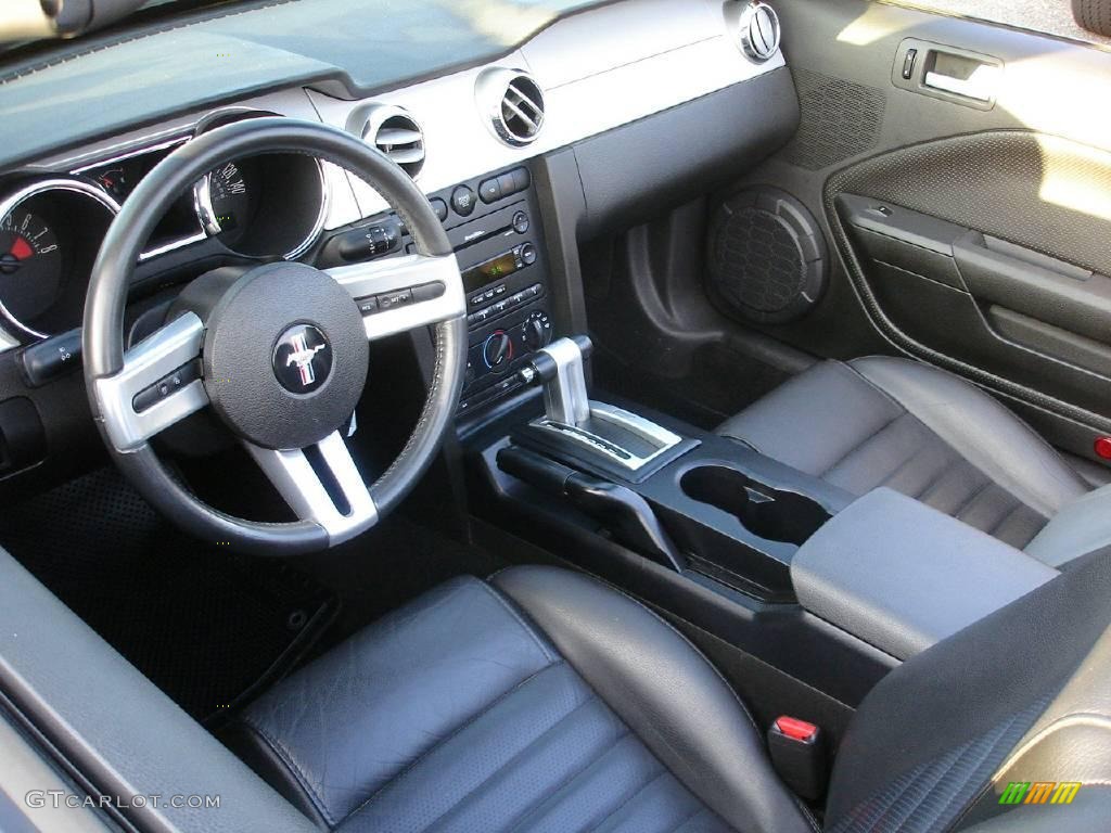 2006 Mustang GT Premium Convertible - Black / Dark Charcoal photo #10