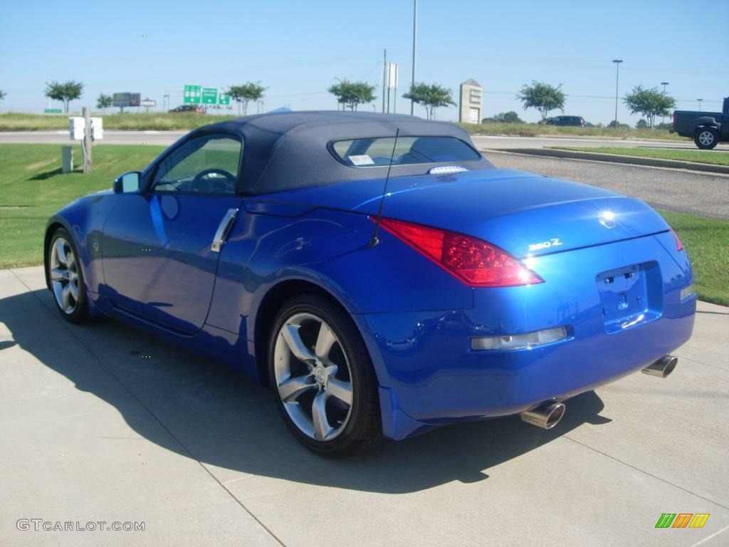2006 350Z Touring Roadster - Daytona Blue Metallic / Frost Leather photo #7