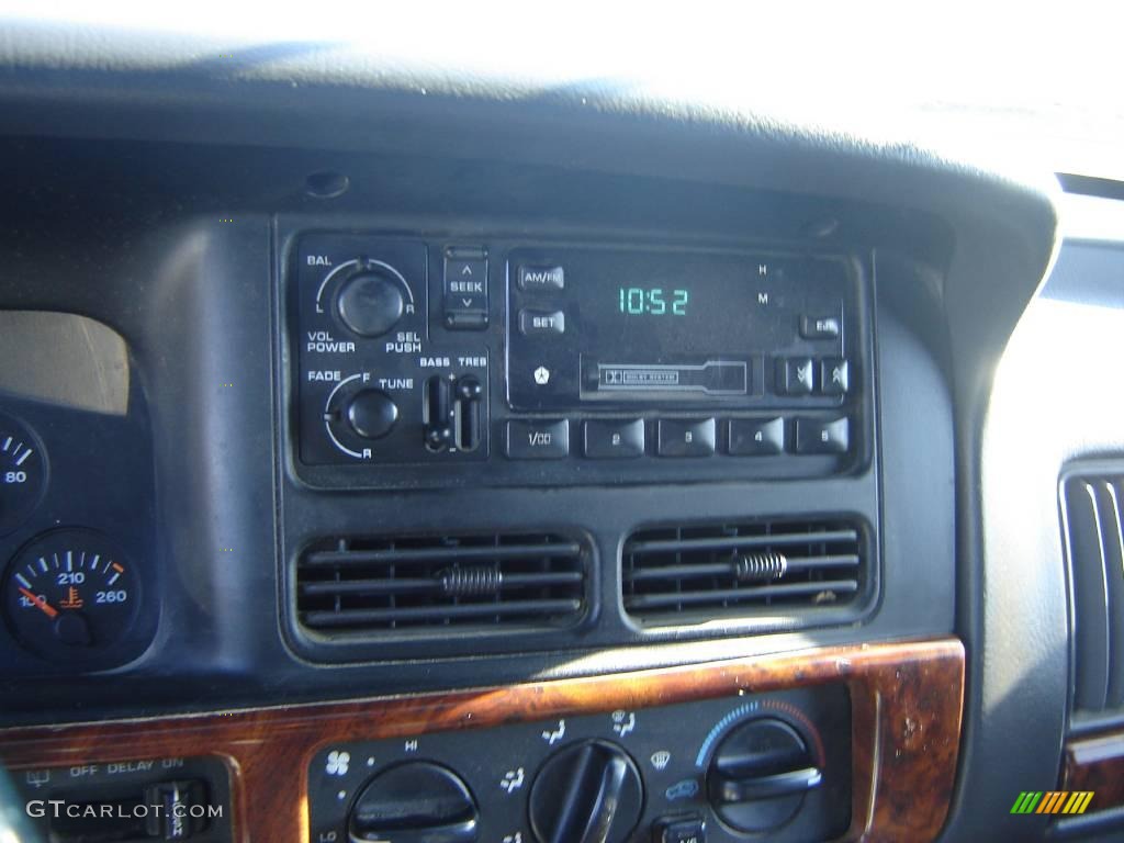 1996 Grand Cherokee Laredo 4x4 - Charcoal Gold Satin / Agate photo #14