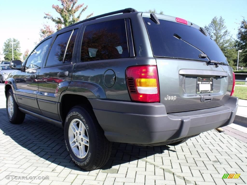 2004 Grand Cherokee Laredo - Onyx Green Pearl / Sandstone photo #3