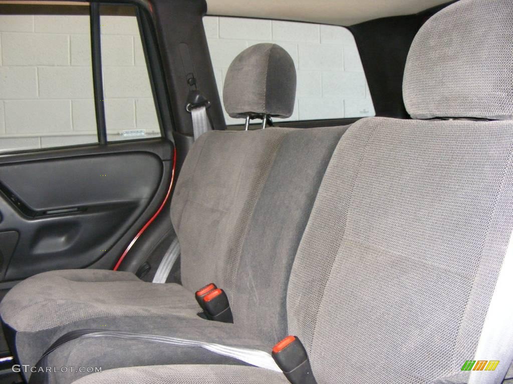 2000 Grand Cherokee Laredo 4x4 - Flame Red / Agate photo #17