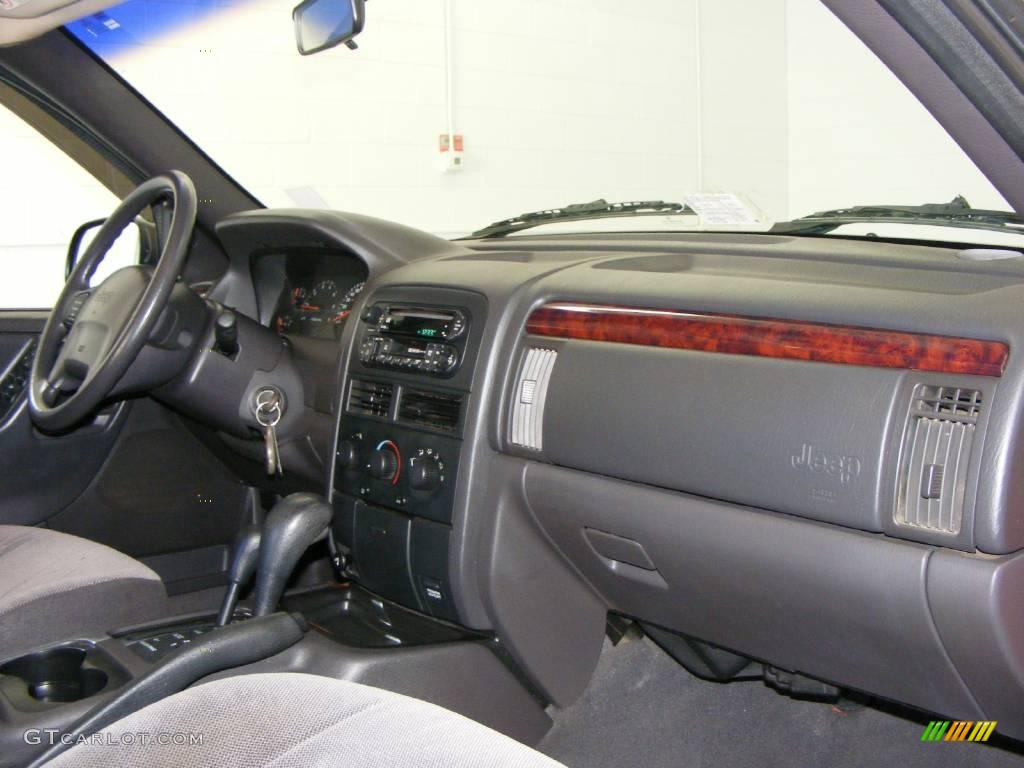 2000 Grand Cherokee Laredo 4x4 - Flame Red / Agate photo #18