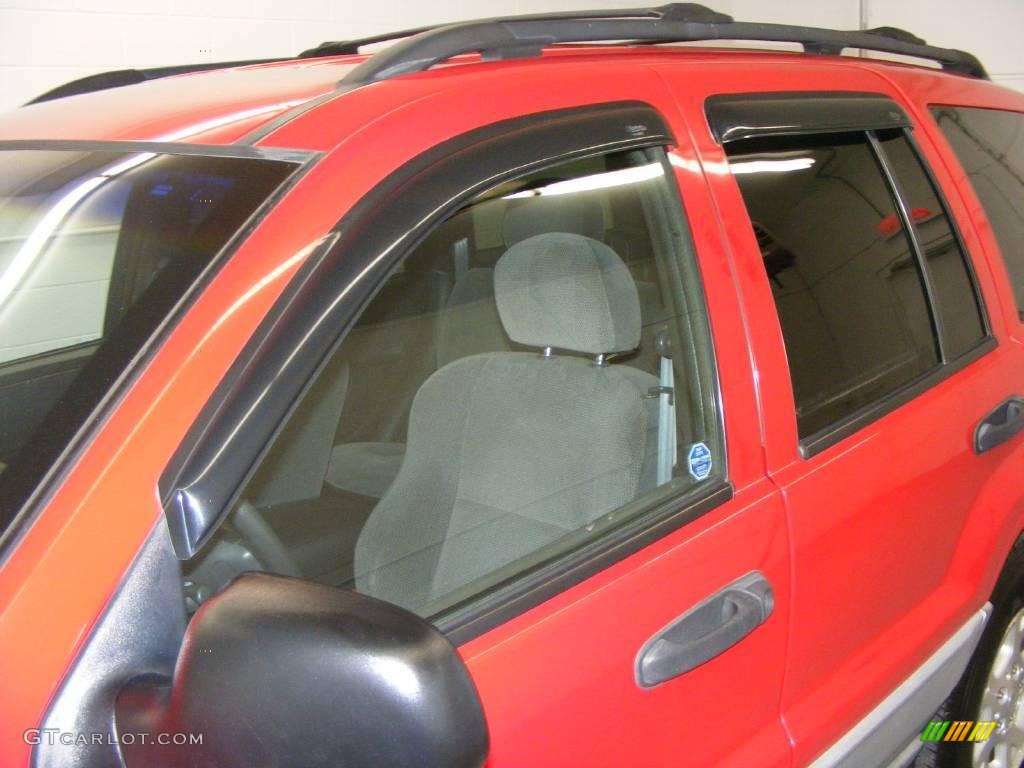 2000 Grand Cherokee Laredo 4x4 - Flame Red / Agate photo #37