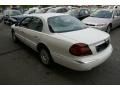 1998 Vibrant White Lincoln Continental   photo #6