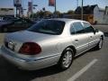 2001 Silver Frost Metallic Lincoln Continental   photo #7
