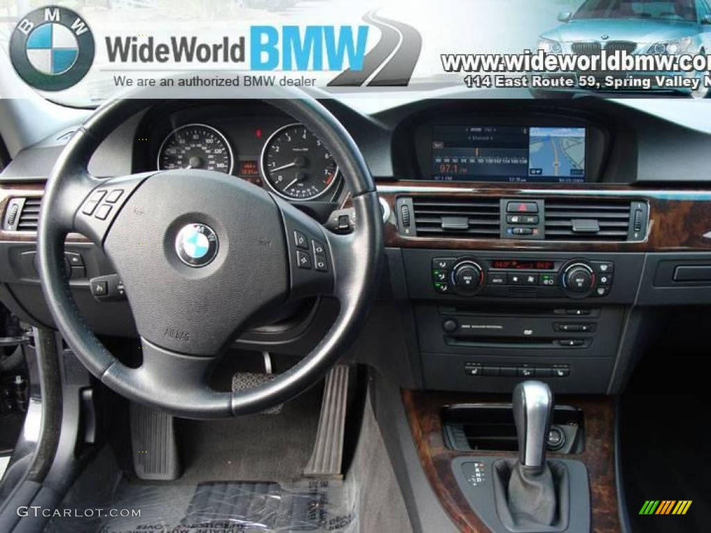 2006 3 Series 330xi Sedan - Jet Black / Black photo #11