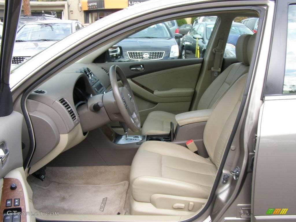 2007 Altima 2.5 SL - Pebble Beach Metallic / Blond photo #13