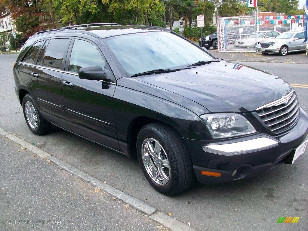 2004 Pacifica AWD - Brilliant Black Crystal Pearl / Dark Slate Gray photo #3