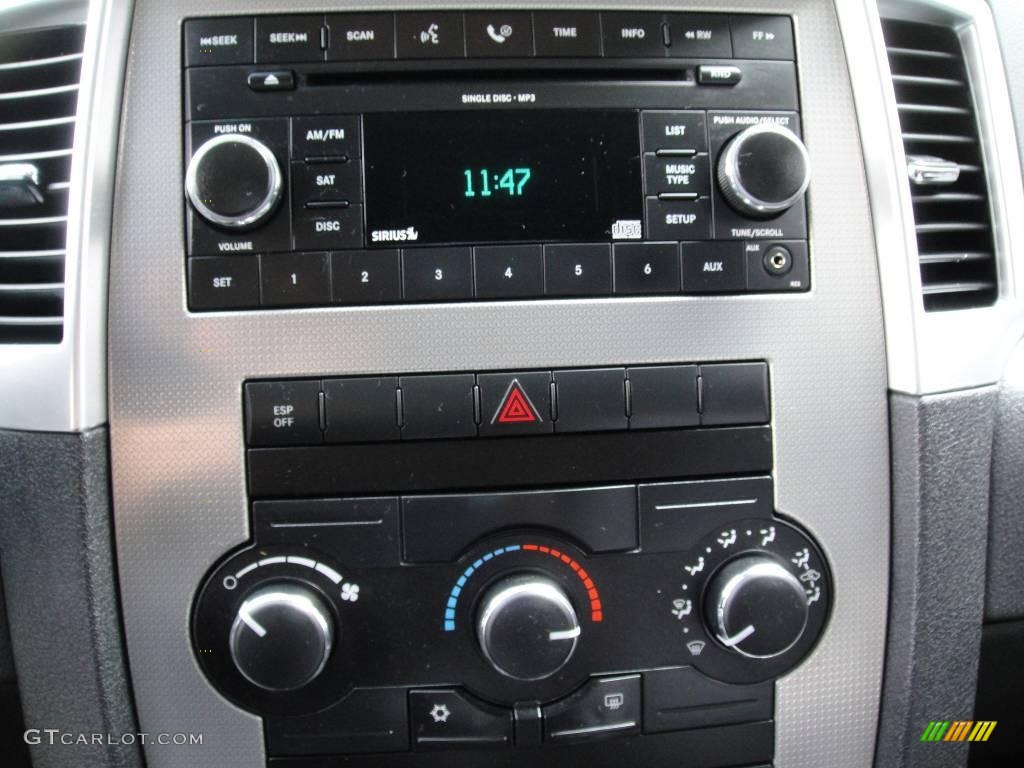 2008 Grand Cherokee Laredo 4x4 - Bright Silver Metallic / Dark Slate Gray photo #14