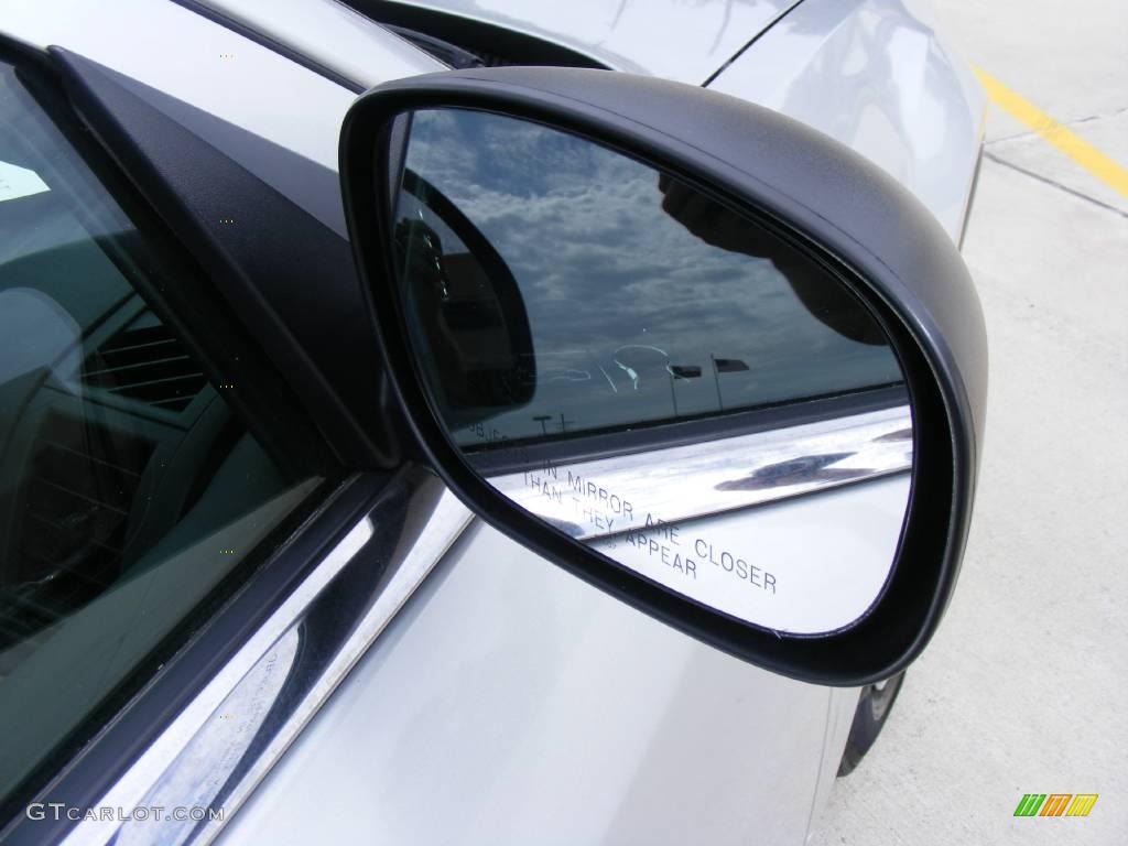 2008 300 LX - Bright Silver Metallic / Dark Slate Gray photo #18