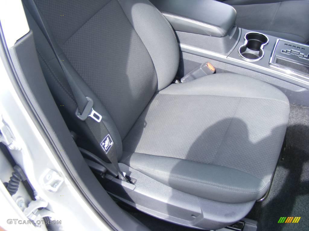 2008 300 LX - Bright Silver Metallic / Dark Slate Gray photo #26