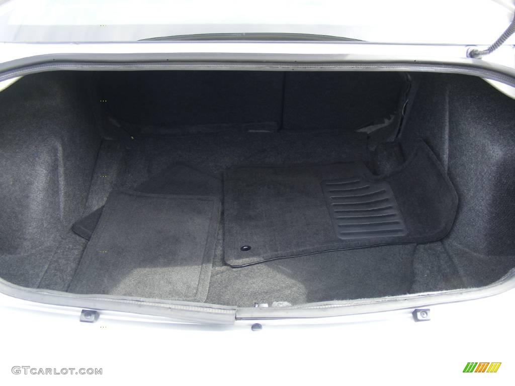 2008 300 LX - Bright Silver Metallic / Dark Slate Gray photo #29