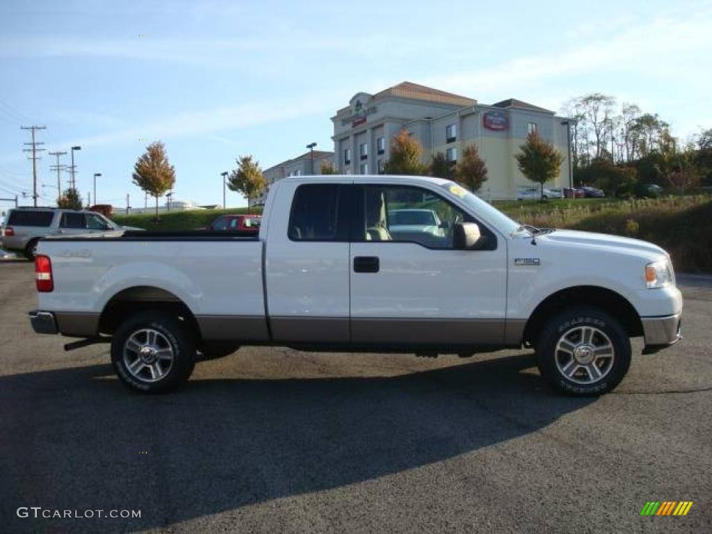 2006 F150 XLT SuperCab 4x4 - Oxford White / Tan photo #2