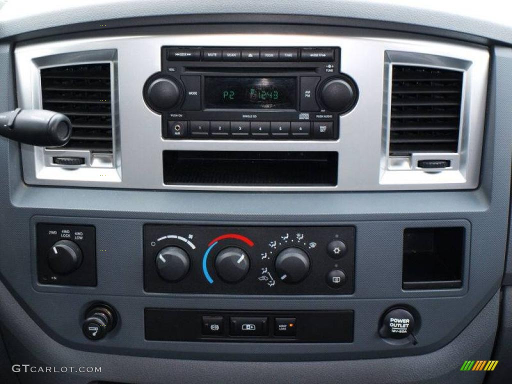 2008 Ram 2500 Lone Star Edition Quad Cab 4x4 - Bright Silver Metallic / Medium Slate Gray photo #12