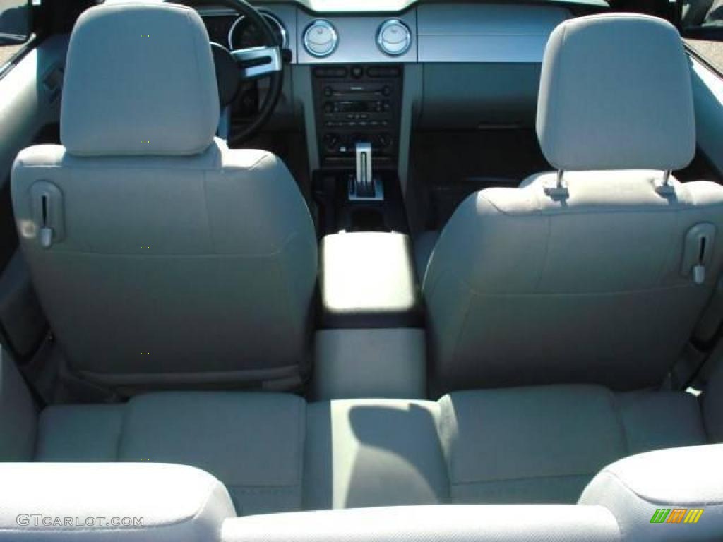 2007 Mustang V6 Premium Convertible - Vista Blue Metallic / Light Graphite photo #14