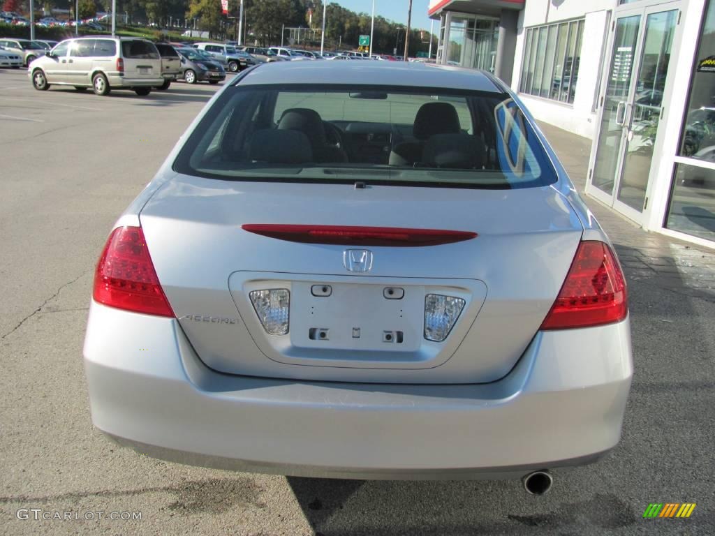 2007 Accord LX Sedan - Alabaster Silver Metallic / Gray photo #6