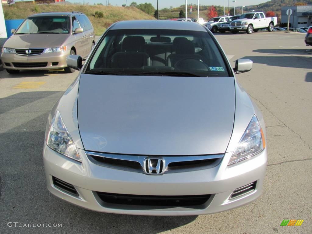 2007 Accord LX Sedan - Alabaster Silver Metallic / Gray photo #10
